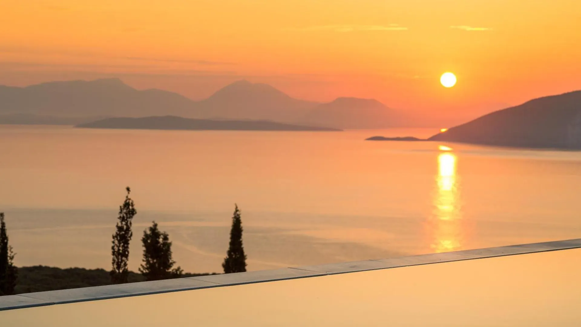 فيلة Galini Luxury Summer Retreat فيسكاردو اليونان